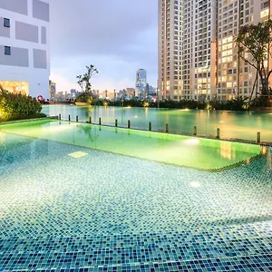 Teeup - Infinity Pool Signature Apartment Ho Chi Minh City